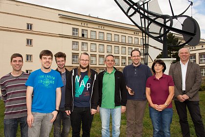 AG Prof. Merzweiler (v.l.n.r. Uwe Morgenstern, Jan Henrik Halz, Hans-Christian Kautz, Christian Heiser, Dr. Christoph Wagner, Andreas Kiowski, Kerstin Schwarzer, Prof. Dr. Kurt Merzweiler)